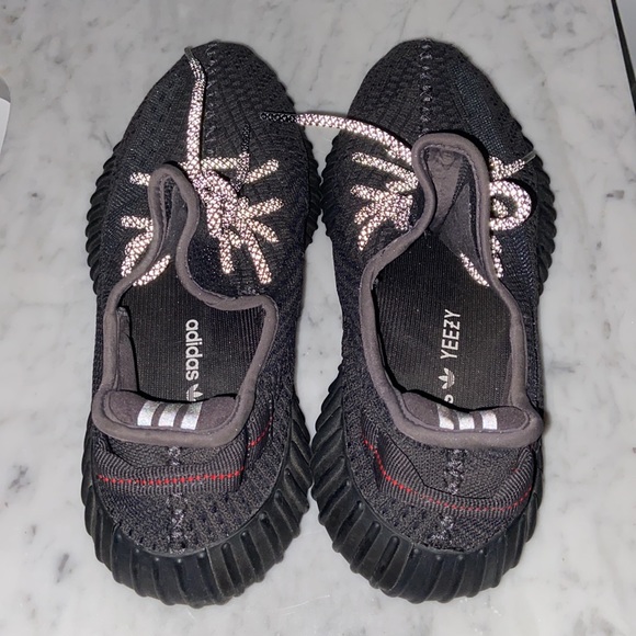Black Reflective Yeezy’s Size 9. Worn a handful of times. No longer have box. - Picture 2 of 7